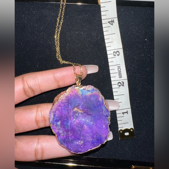 Gold plated Raw Rainbow/ Purple Amethyst Crystal Quartz Druzy Pendant Necklace - Picture 9 of 9